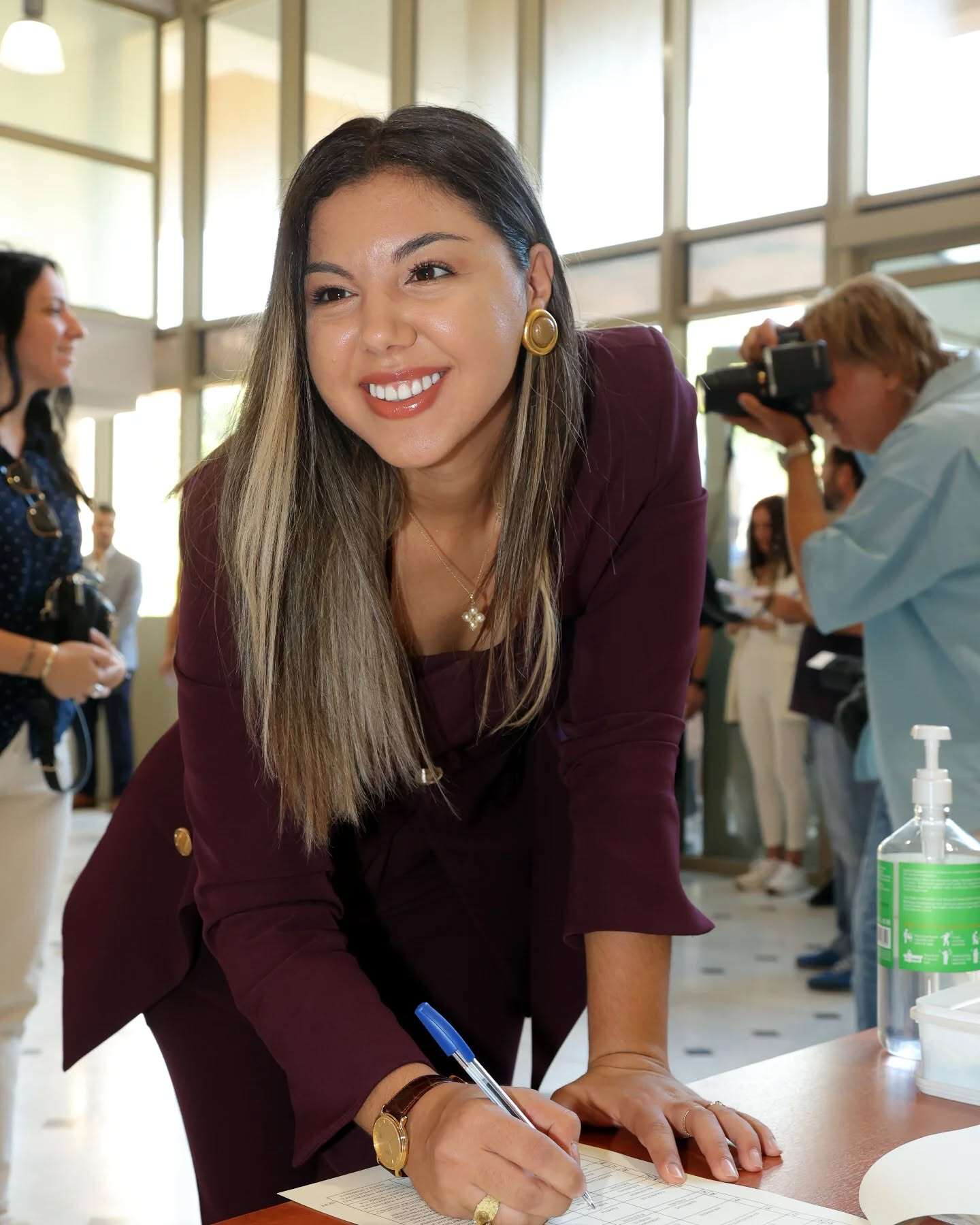 EVA KAZAMIA MIDWIFE ΜΑΙΑ ΠΕΙΡΑΙΑΣ